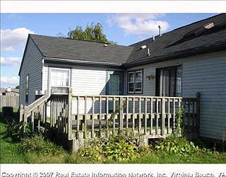 3rd image of 3236 Glastonbury Dr