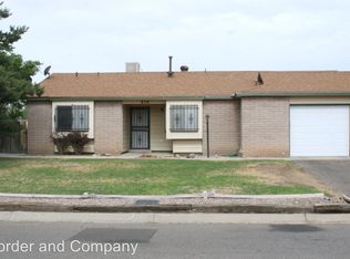 856 Vancouver Rd SE, Rio Rancho, NM 87124