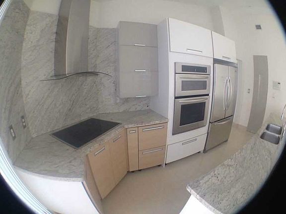 3rd image of 11318 NW 50th Ter
