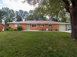 7406 N Wayne Ave, Gladstone, MO 64118