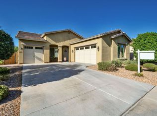 2866 E Ridgewood Ln, Gilbert, AZ 85298