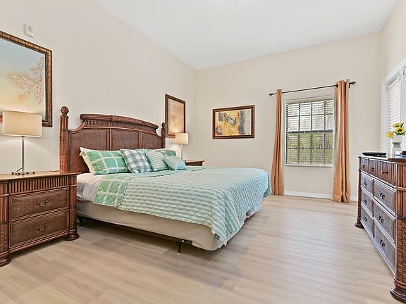 5th image of 5226 Paradise Cay Cir