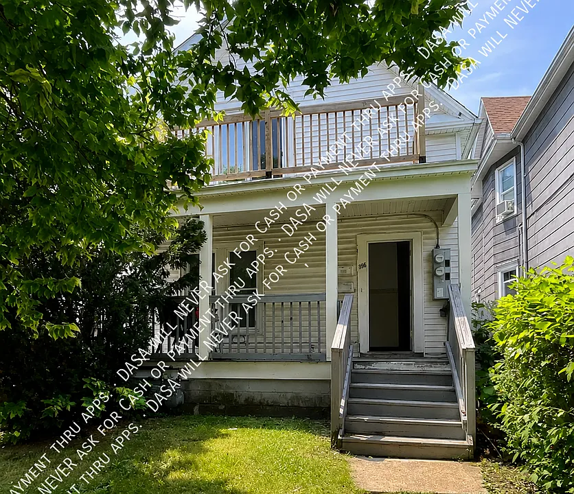 56 Peoria St #LOWER