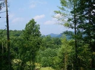 5215 Double Island Rd, Green Mountain, NC 28740