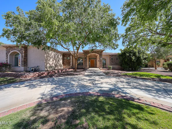 925 E Valencia Drive, Phoenix, AZ 85042