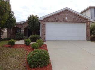 10113 Cougar Trl, Fort Worth, TX 76108