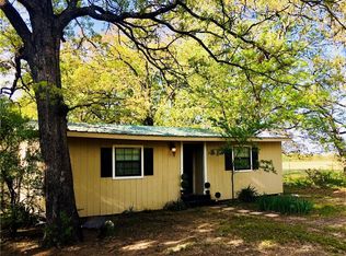 715 County Road 2420, Honey Grove, TX 75446