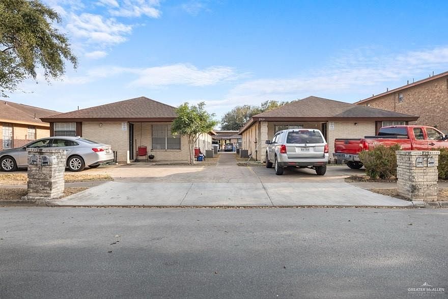 1st image of 2913 Harvey Dr