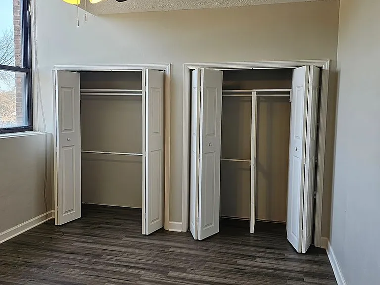 Come Home to Peterson Square Apartments — Photo 33