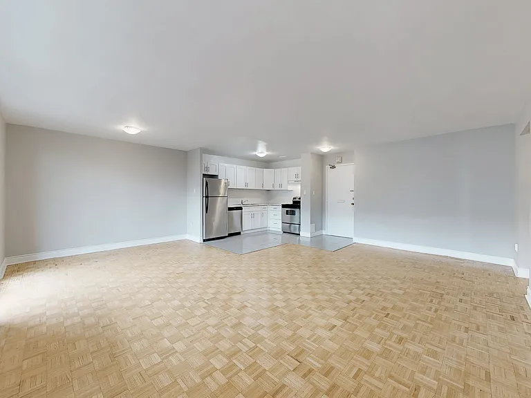 385 Gibb St — Photo 7