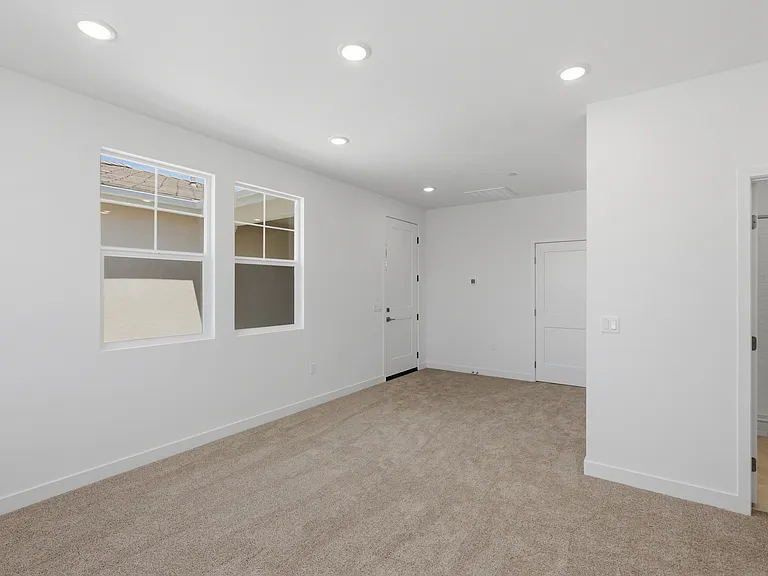 11647 Saddleback Dr — Photo 43