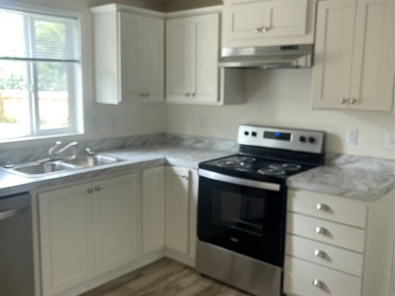 5th image of 6410 198th Street E