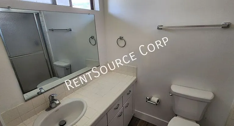 850 N Redding Way #C — Photo 15