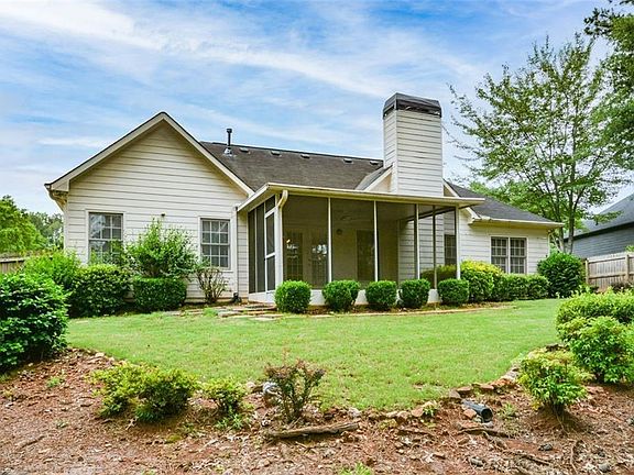4th image of 379 Evans Mill Dr