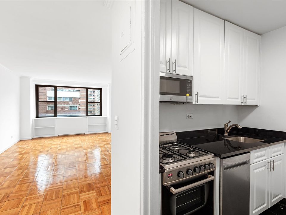 1st image of 320 E 23rd St APT 11N