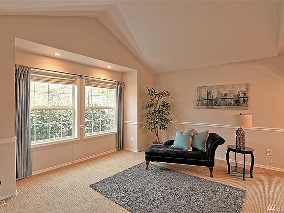 4th image of 12524 55th Dr SE