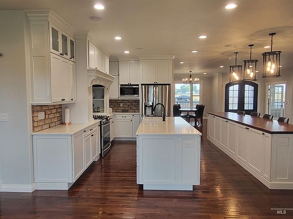 5th image of 1568 Bighorn Dr