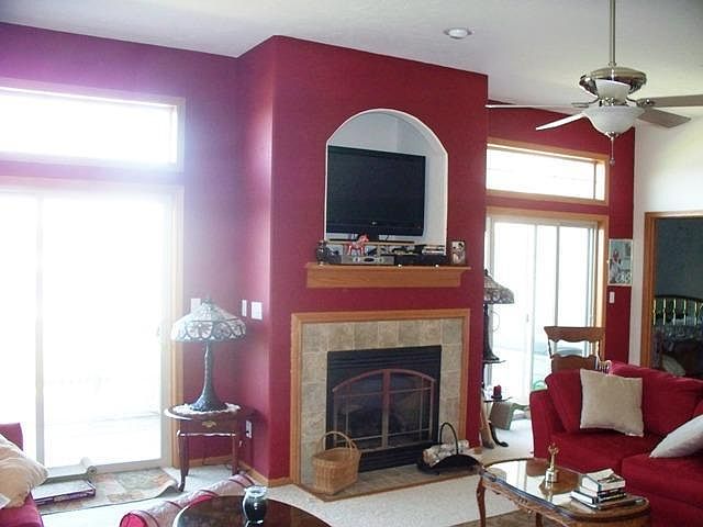 1st image of 537 W Juneau St #3