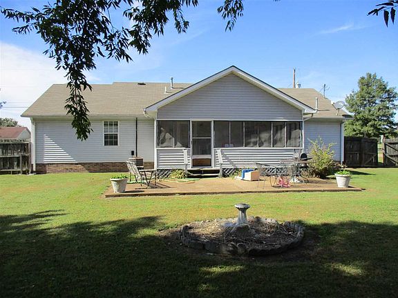 2nd image of 2850 Ward Dr