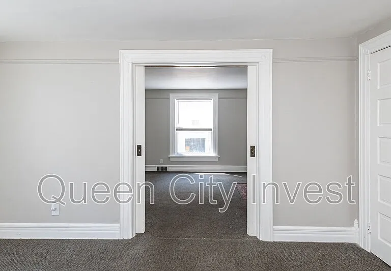 115 E Foraker St #2 — Photo 4