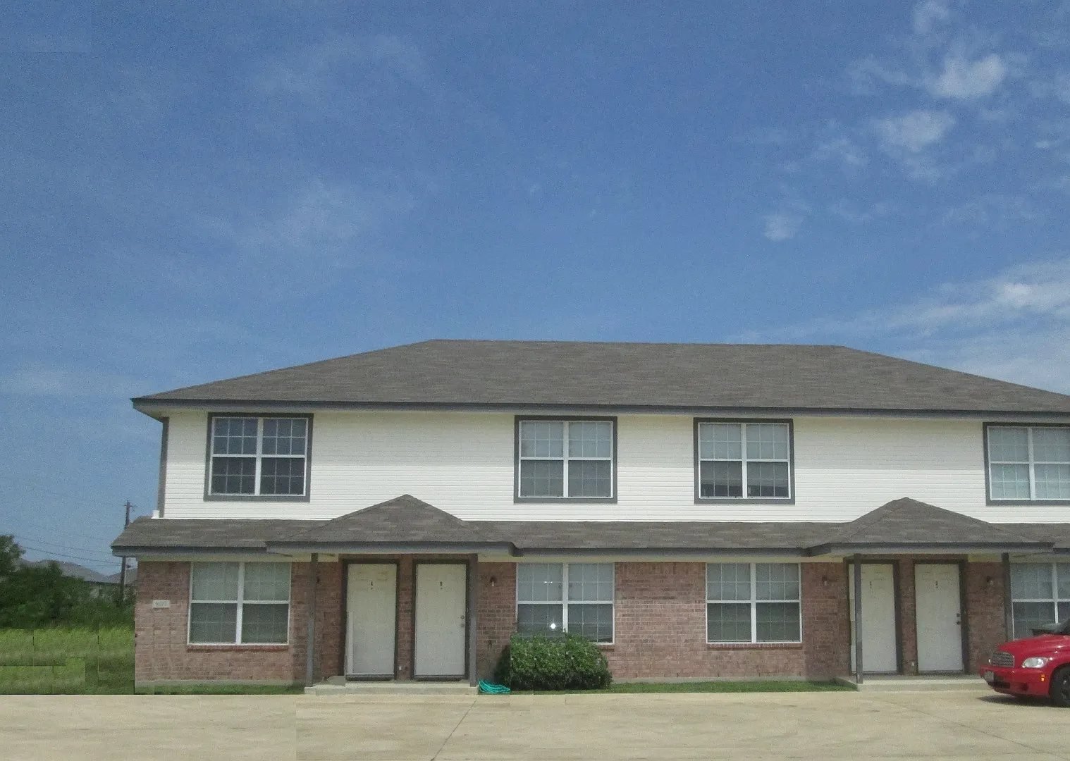 809 Leifester Circle — Photo 1