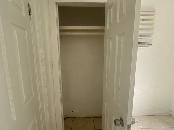 1104 22nd St APT A
