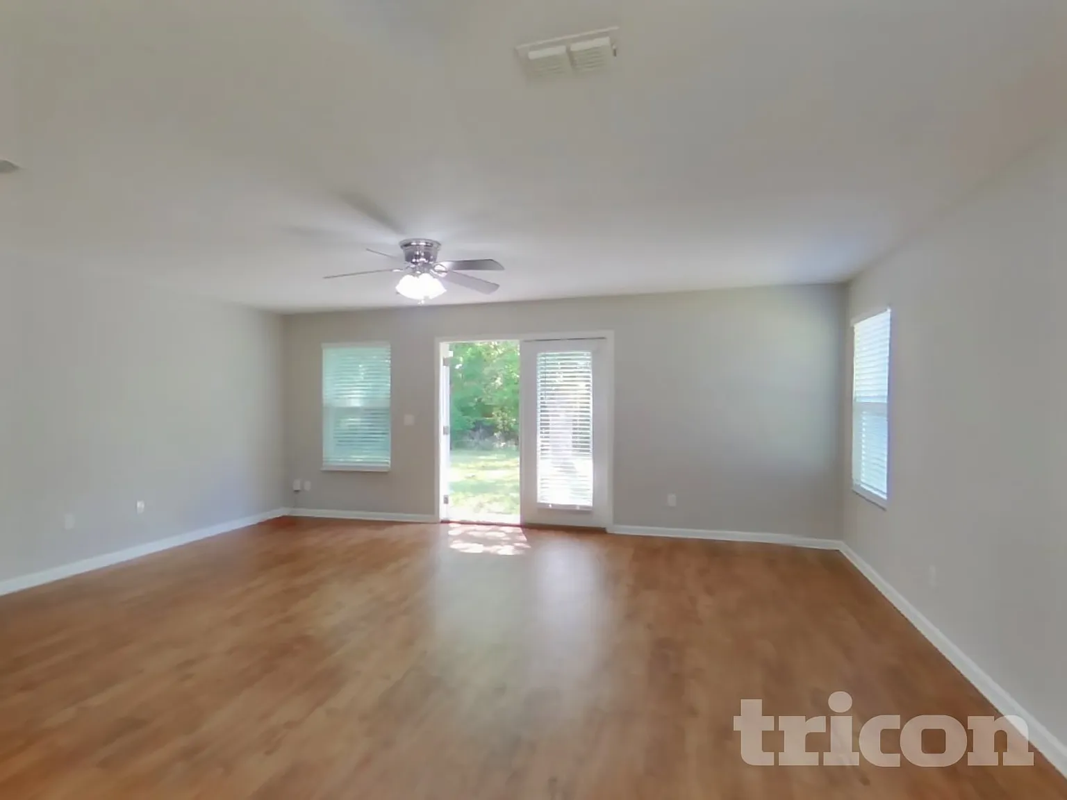 4480 Glendas Meadow Drive Jacksonville FL — Photo 2