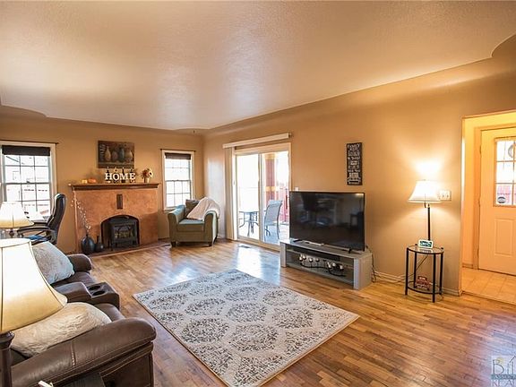 5th image of 906 S 31st St