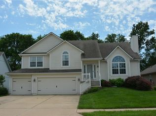 2033 SW Post Oak Rd, Lees Summit, MO 64082