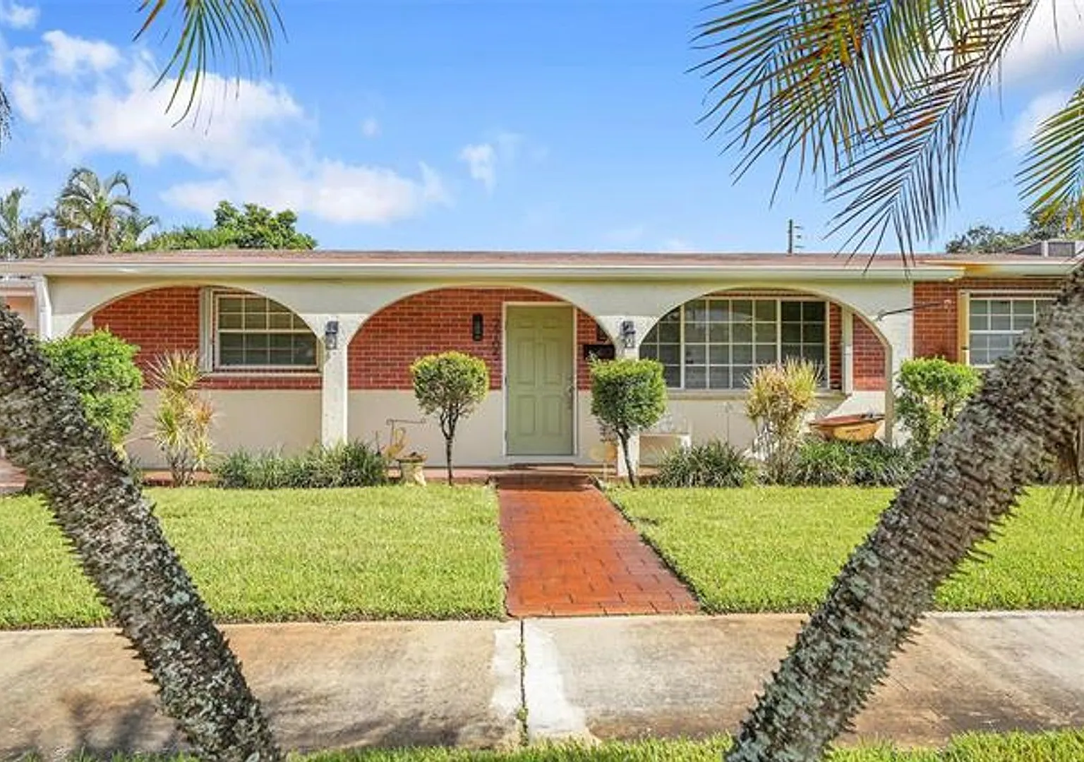 2705 Roosevelt St # 2705, Hollywood, FL 33020 — Photo 3
