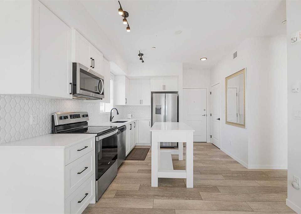 1st image of 3727 NE Sage Hill Dr NW #3104