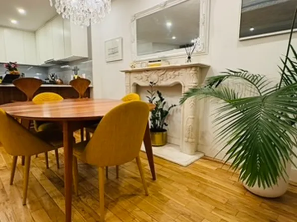 109 West 70th Street image 5 of 20