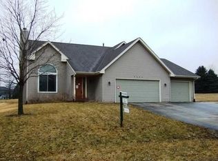 9466 Targee Ct, Roscoe, IL 61073