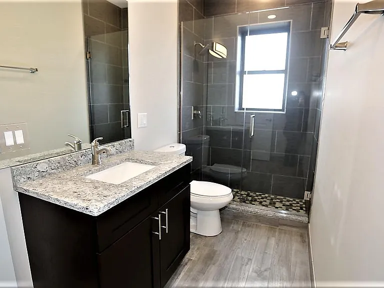 2228 N Sawyer Ave #2E — Photo 15