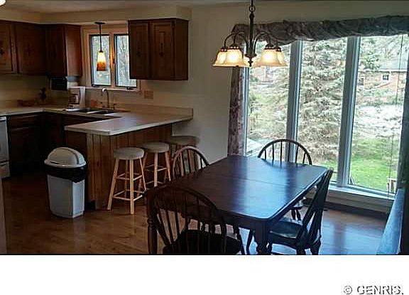 4th image of 304 Georgianna St