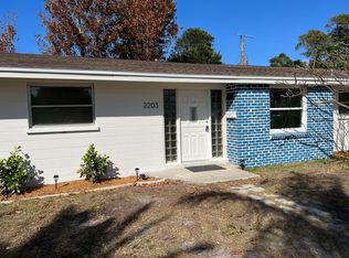 2203 Clark Ave, Bradenton, FL 34207