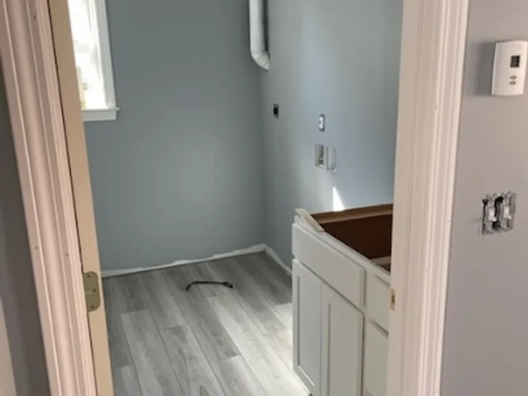 53 Oak St — Photo 13