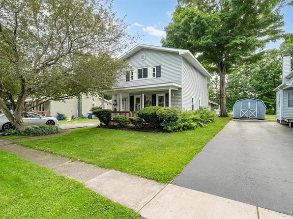 20 McHarrie St, Baldwinsville, NY 13027