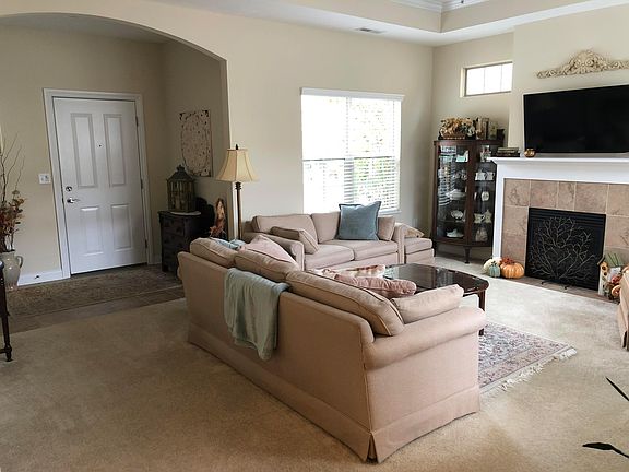 2nd image of 3891 Foresta Grand Dr