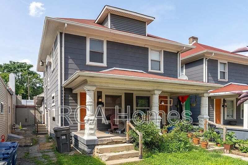 1st image of 524 1/2 E Raymond St