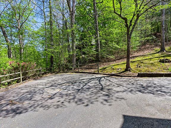 5th image of 1240 Village Road