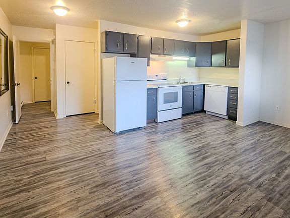 5th image of 1001 Flanders Ln APT 103