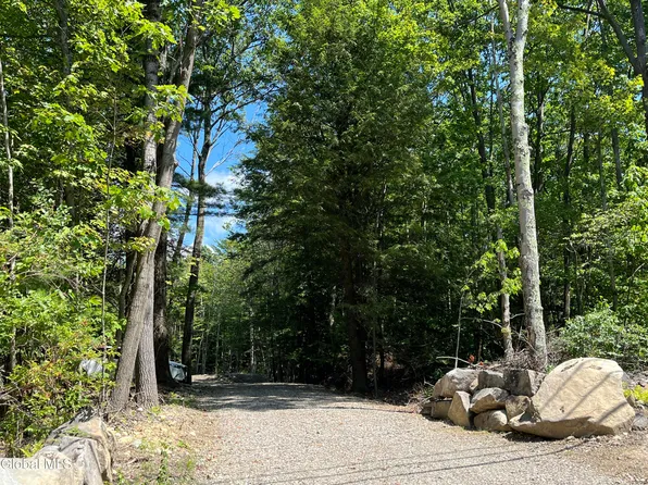 541 Taborton Road, Sand Lake, NY 12153