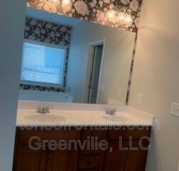 205 Silver Hawk Dr — Photo 12