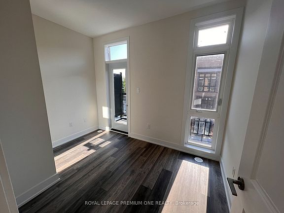 2nd image of 8 Sayers Ln #17