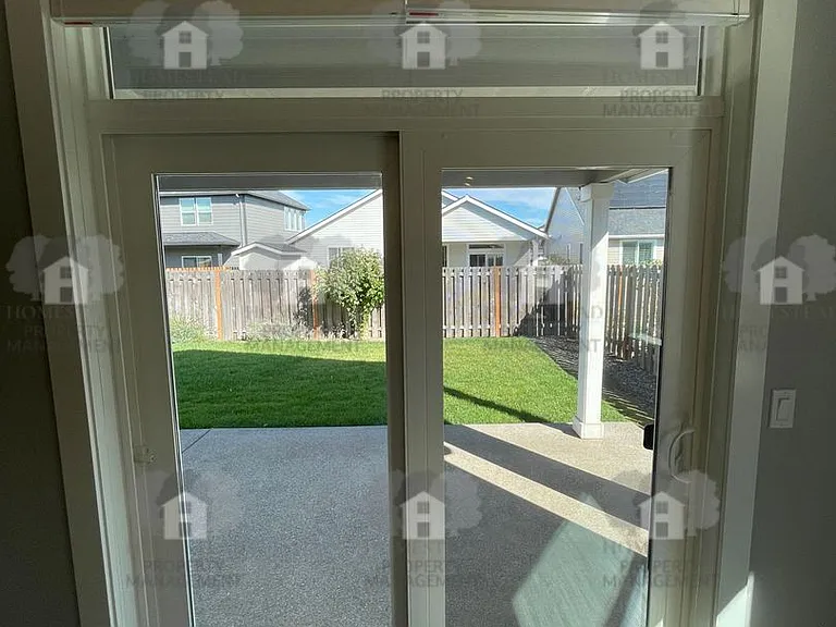 1062 Chestnut St — Photo 24