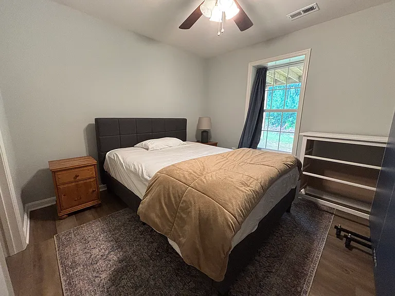 16209 Round Hill Rd — Photo 36