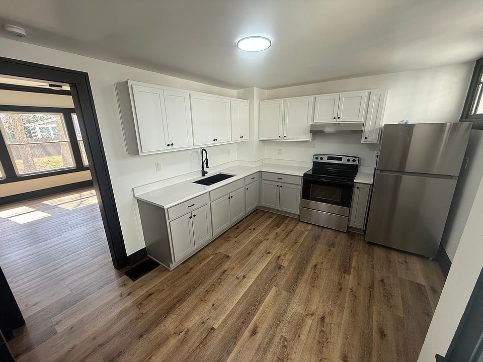 1st image of 7317 Sheridan Rd