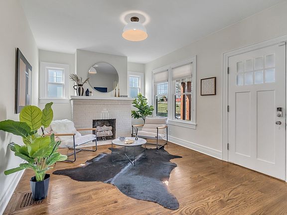 5th image of 1164B Greenland Ave