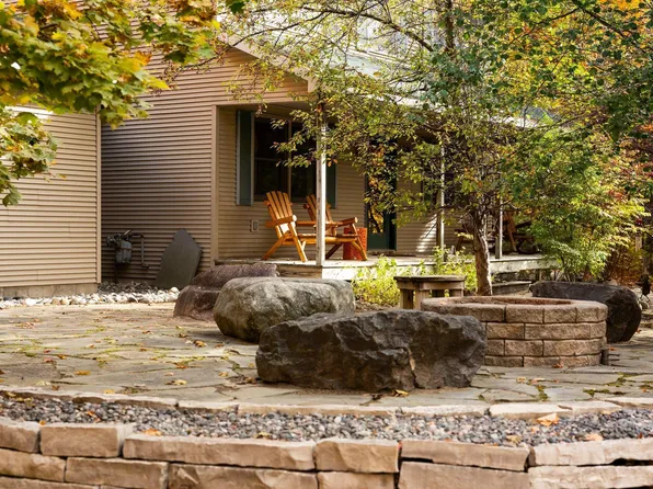 1075 E Sleights Rd, Traverse City, MI 49696